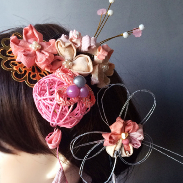 成人式　結婚式　ウェディング  髪飾り　前撮り　つまみ細工　大正ロマン　SAKURASAKU 　桜咲く　つまみ細工盛飾り 3枚目の画像