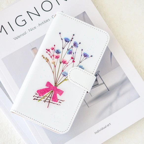 ＊かすみ草ブーケの押し花スマホケース(手帳型)＊301' 全機種対応 本物のお花 iPhone17 Android