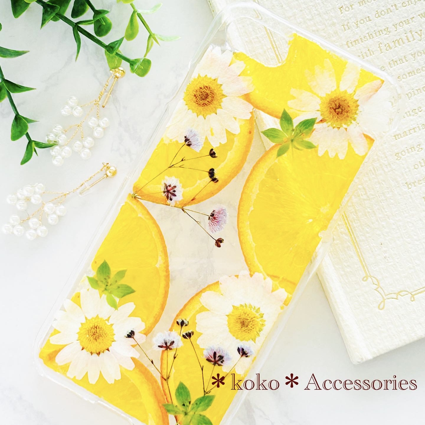 ＊オレンジとノースポールの押しフルーツケース＊404 全機種対応 本物のお花 スマホショルダー iPhone17