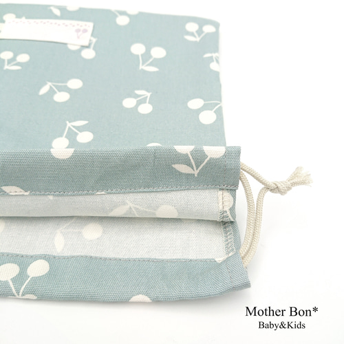 555a さくらんぼ　白地　ピンク　巾着袋　給食袋　ランチョンマット　オーダー可 555a さくらんぼ 白地 ピンク 巾着袋 給食袋 ランチョンマット