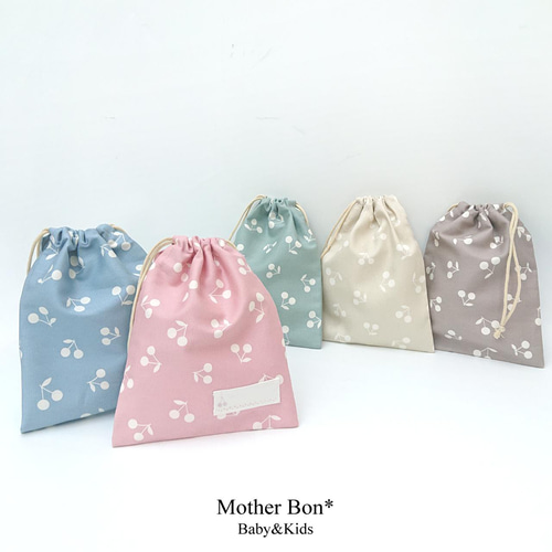 ○さくらんぼ○ランチョンマット　巾着袋　給食袋　コップ袋 ○さくらんぼ○ランチョンマット 巾着袋 給食袋 コップ袋