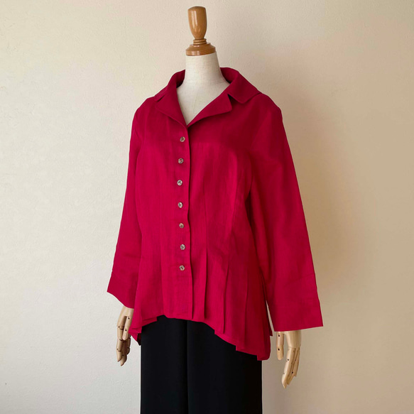 ポーリッシュリネン テーラードカラー 裾がアシンメトリーのジャケット 長袖 赤 無地 3枚目の画像