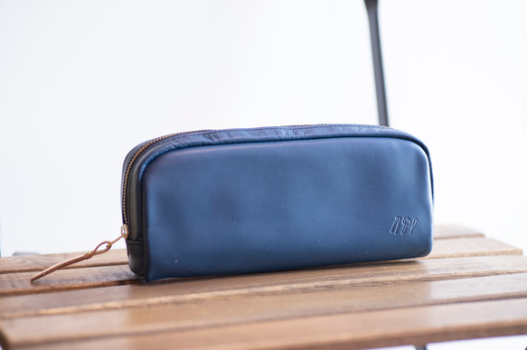 MONTBLANC 青 レザー 筆箱　#131203 ペンポーチ MONTBLANC 青 レザー 筆箱 #131203 ペンポーチ - メルカリ