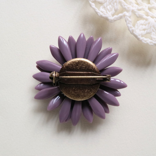 ガーベラのブローチ（パープル）＊花 フラワー コサージュ 希望 上品