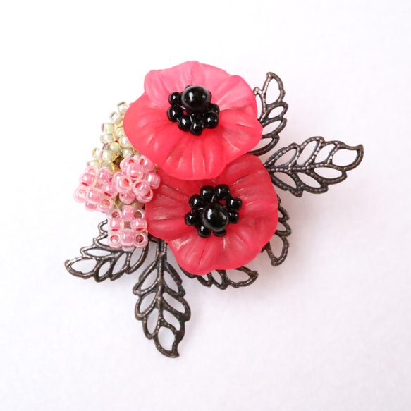アネモネのブローチ（レッド）＊繊細 華やか 清楚 上品 かわいい