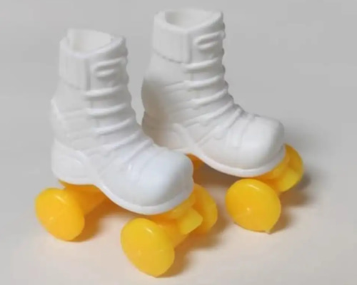 ヴィンテージドール　ローラースケートガール　２点 1ペア ホワイト カラー 人形 ドール用 ローラースケート 靴 サンダル