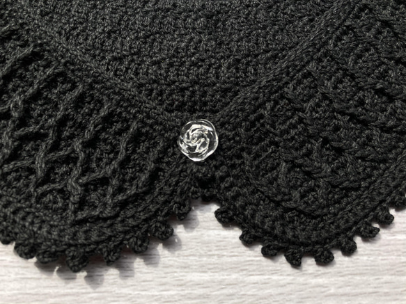 手編みのガーリーなつけ襟 (ブラック) 2枚目の画像