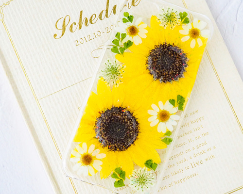 向日葵の押し花スマホケース　フルオーダー 90929a602680bc301996b8fa690efa