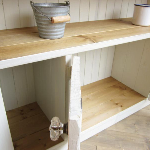 デザイン、サイズオーダー可！4扉ローキャビネット●シャビーホワイト無垢●受注製作 デザイン、サイズオーダー可！4扉ローキャビネット○シャビー