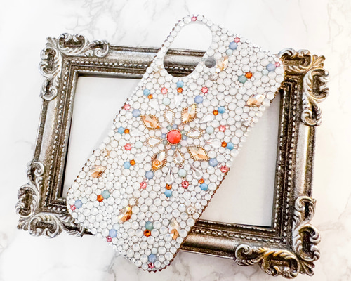 iPhone17pro,16,15,14他全機種ケース スワロフスキーモロッコ風