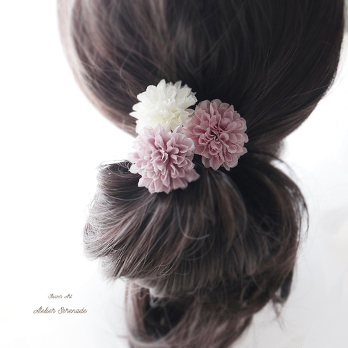 ケルンさん専用♡本日のみ販売❁¨̮ヘアゴム ハンドメイド おそろい＆重ね付けに♩れんげ草ヘアゴム -ピュアホワイト ヘアゴム