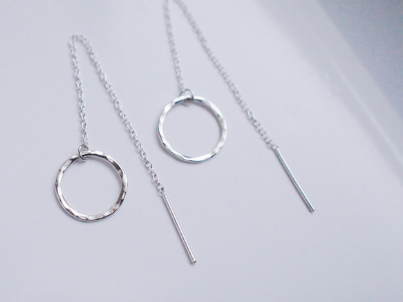 送料無料 *再販*【14kgf】月チェーンピアス／槌目／S　ゴールド　華奢　シンプル 12枚目の画像