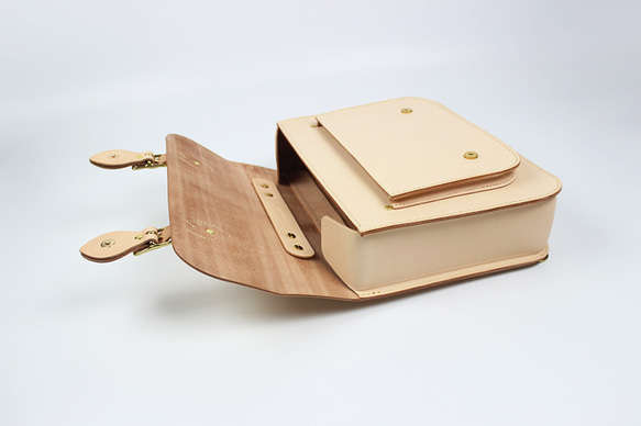 LANSUI DESIGN 名入れ対応 ヌメ革手作り手縫い トートバッグ リュック LANSUI DESIGN