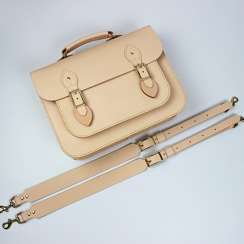 未使用保管品　LANSUIヌメ革手造りリュックバッグ LANSUI DESIGN 名入れ対応 ヌメ革手作り手縫い トートバッグ