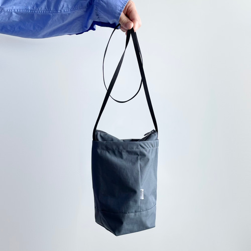 長財布に対応 / 高機能ナイロン / ロングショルダーバッグ