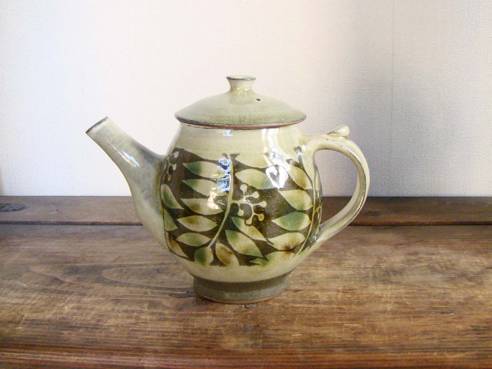 ななかまどティーポット（三彩ブーベリー）