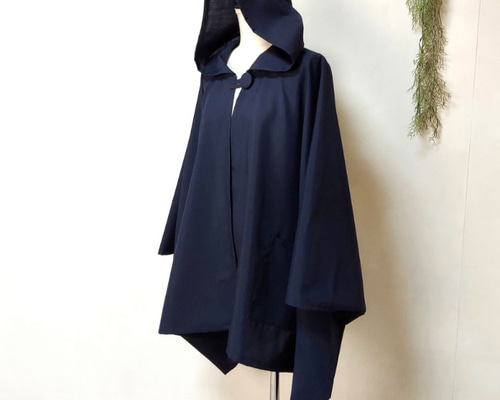 COS ポンチョ・ケープジャケット ネイビ COS ポンチョ・ケープジャケット ネイビ