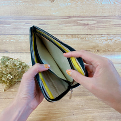 薄くて軽くて大容量なL字長財布 14枚カードポケット 牛革 カラフル ブラック 日本製【Squeeze スクイーズ】 5枚目の画像