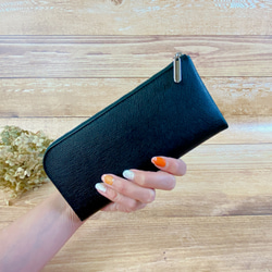 薄くて軽くて大容量なL字長財布 14枚カードポケット 牛革 カラフル ブラック 日本製【Squeeze スクイーズ】 7枚目の画像