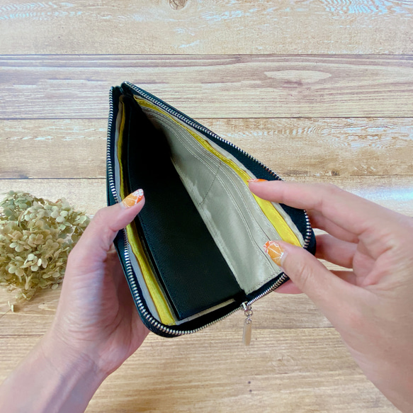 薄くて軽くて大容量なL字長財布 14枚カードポケット 牛革 カラフル ブラック 日本製【Squeeze スクイーズ】 6枚目の画像