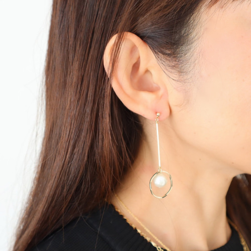 bigパールとリングのピアス/イヤリング ピアス（フック