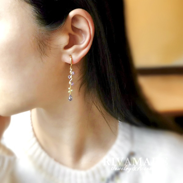 「淡い静寂のヴィオラ」アイオライトイヤリング アメジスト ツァボライト グリーンガーネット 14kゴールドフィルド
