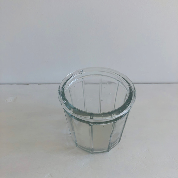 フランス製 アンティークのガラスポット（ジャム瓶） 3枚目の画像
