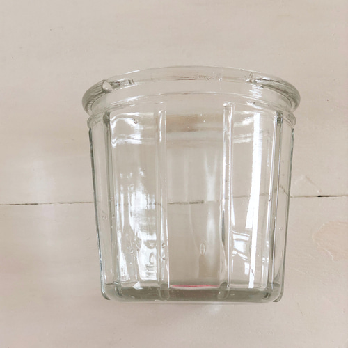 フランス製 アンティークのガラスポット（ジャム瓶） その他素材 table
