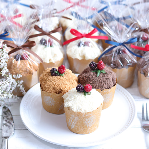 受注製作】チョコ&キャラメル&バニラのタオルカップケーキ3個1セット