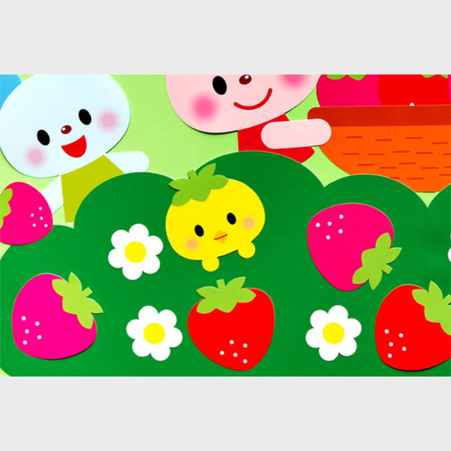 キュートようちゃん☆壁飾り3点 Amazon.co.jp: 壁面飾り 夏祭りセット（ヨーヨー金魚ミニ花火
