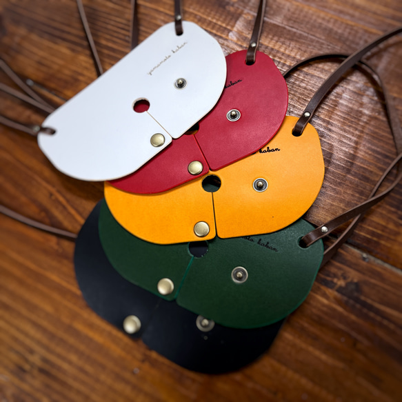 革のワイングラスホルダー(ベルト調整・ストッパー機能付き） グラス