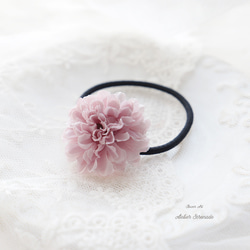 Floral hairtie 第1張的照片