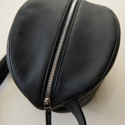 ﾓﾘﾉｶﾞｯｺｳ　上質本革ころんとポーチ肩紐3cmタイプ（ブラック）｜koro-f-rl-bk 2枚目の画像