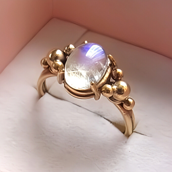 レインボームーンストーン 粒金リング