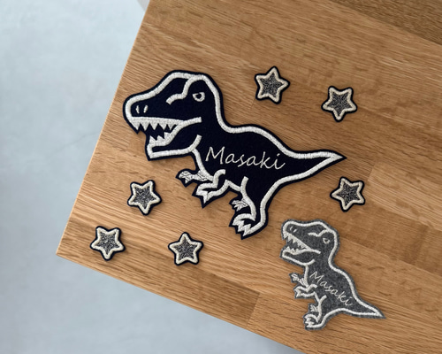 お名前ワッペン】 恐竜 ティラノサウルス 名前シール お名前ワッペンと