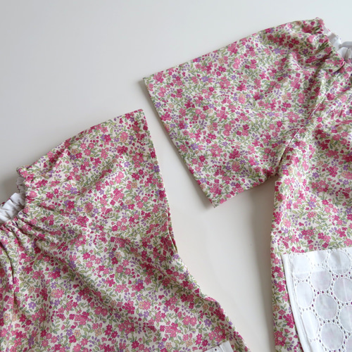 ◇セミオーダー◇後ろが可愛い花柄スモック《夏用》80～160