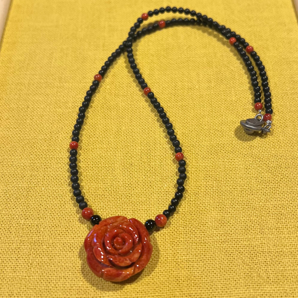 重文大好き★美品 NOJESS K10 珊瑚 サンゴ 薔薇 バラ チャーム 163998_03.jpg