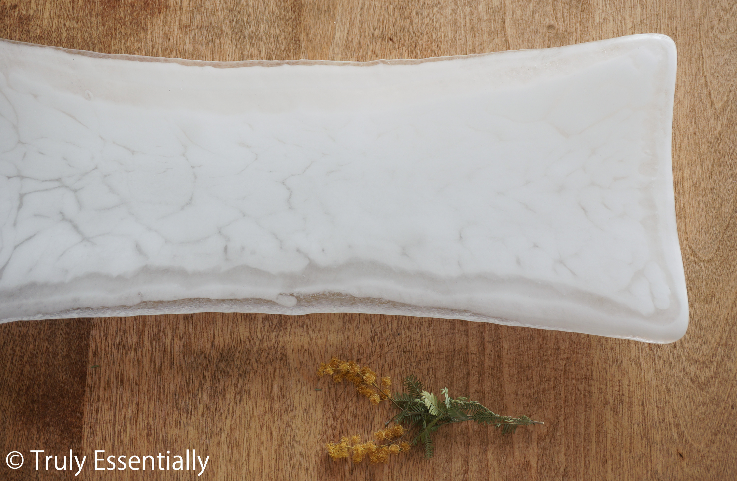 【１点限定制作】● 白色ガラスの器 -「 KAZEの肌 」● 37×15(cm)