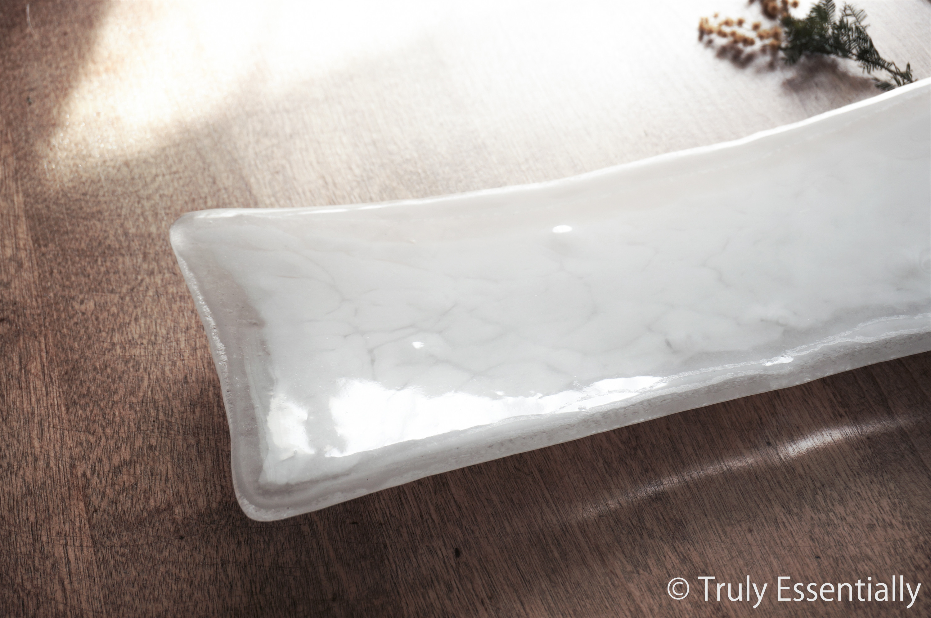 【１点限定制作】● 白色ガラスの器 -「 KAZEの肌 」● 37×15(cm)