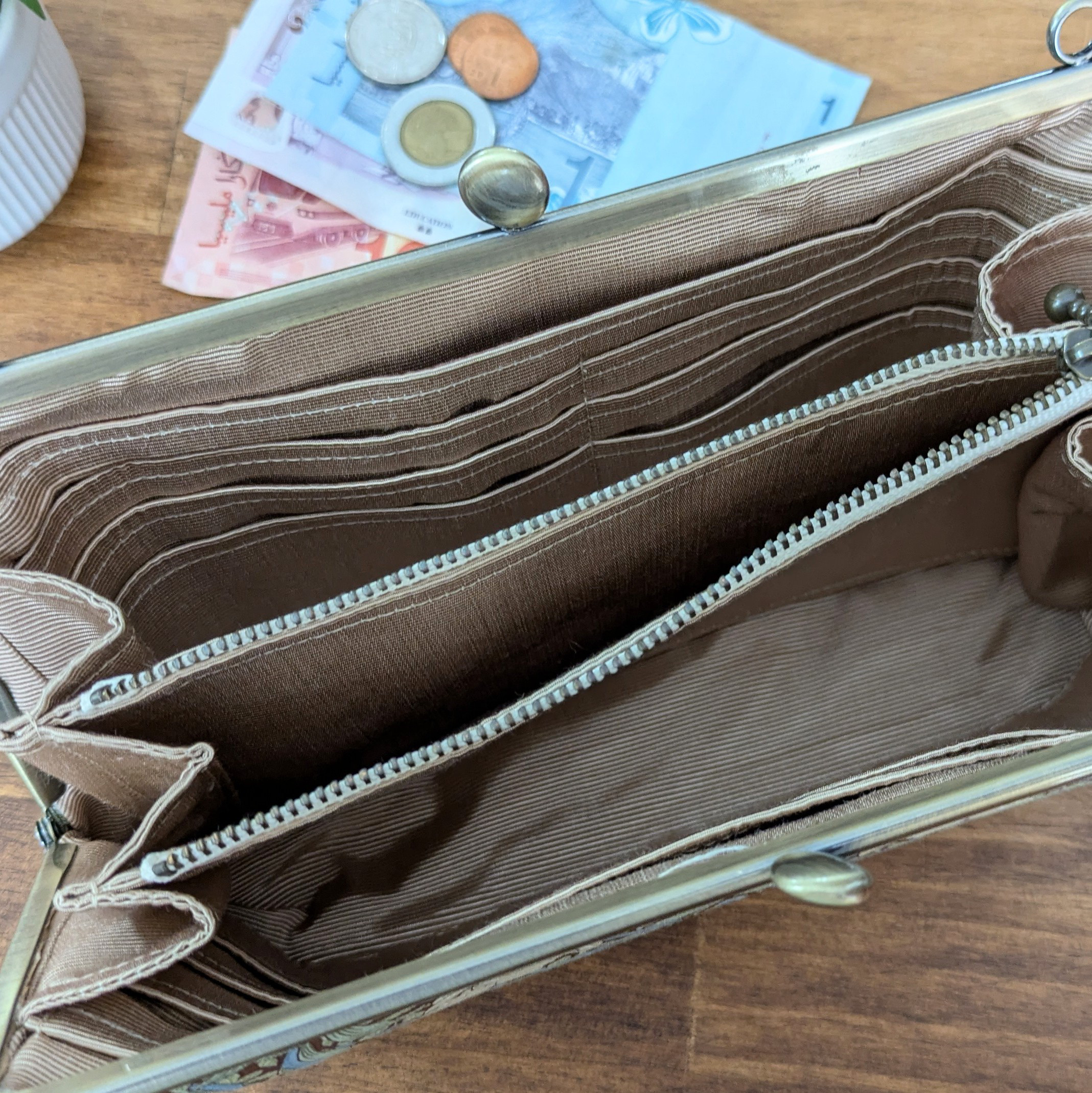 大容量のがま口長財布　モロッカン