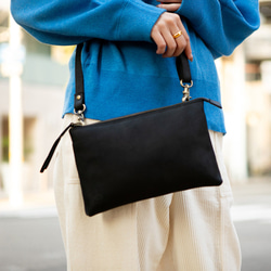 【ゆん】フルラ✨️ライク　3way　ショルダーバッグ　ハンドバッグ　変形 シーンに合わせて使い分けできる3Wayバッグ】 ショルダー 本革