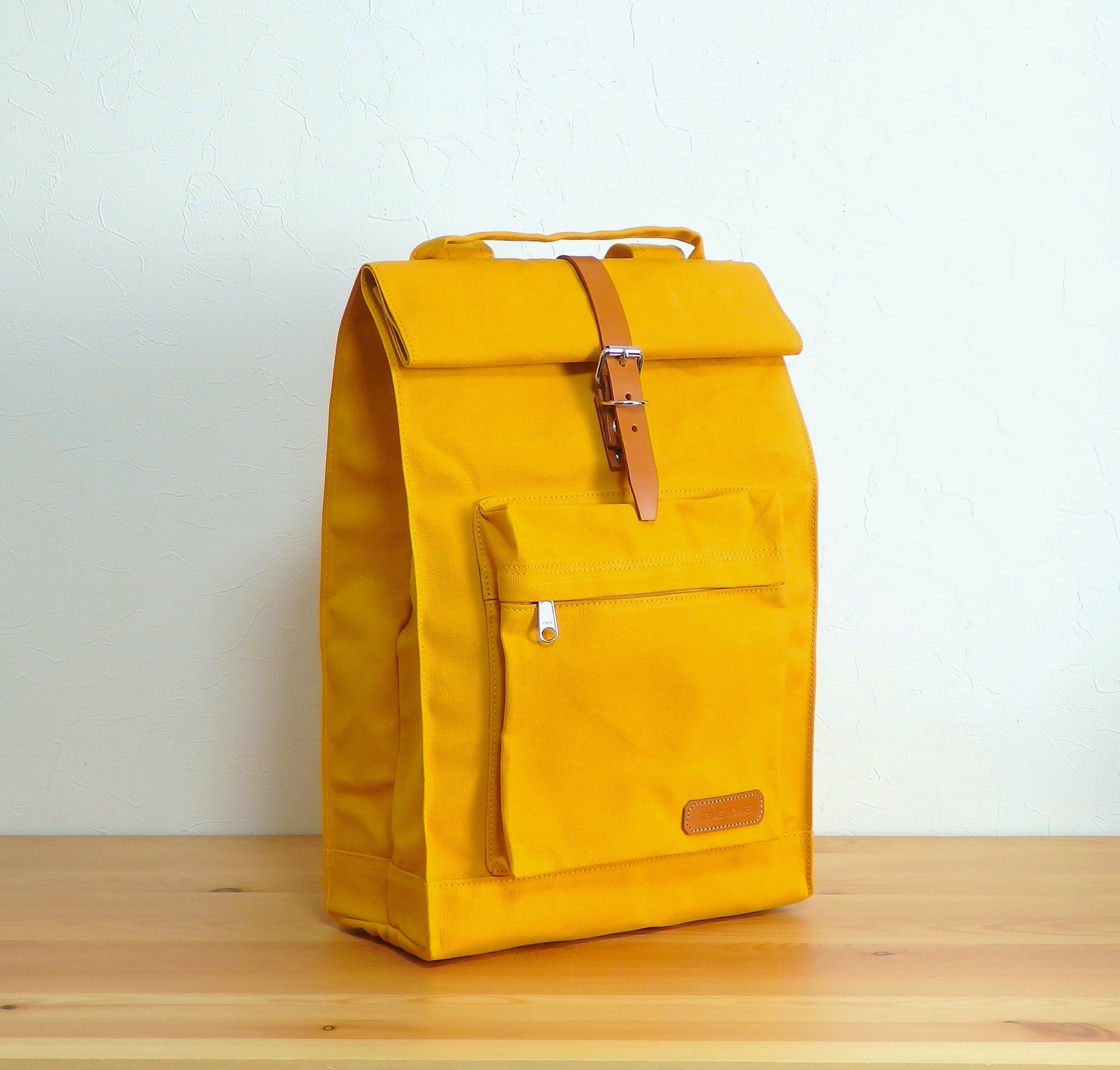 【受注制作】Mサイズ パラフィン加工 10号帆布のリュックサック イエロー