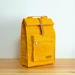 レザー イエローバックパック 黄（イエロー） リュック・バックパック の人気通販｜Creema(クリーマ