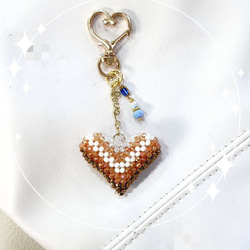 【手作．狂想】新品推薦~~~ 愛 哈特 DIY串珠材料包 第1張的照片