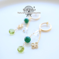 [再次上架] Yotsuba和積極的綠色耳環/橄欖石，綠東陵，水晶/（耳環改變） 第1張的照片