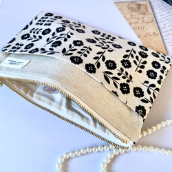 ＊綿麻＊花柄＊フラットポーチ＊通帳入れ＊お薬手帳入れ＊20センチファスナー 11枚目の画像