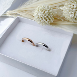 簡約鏡面配對戒指雕刻不銹鋼鏡面結婚戒指禮物週年紀念禮物防過敏 第2張的照片