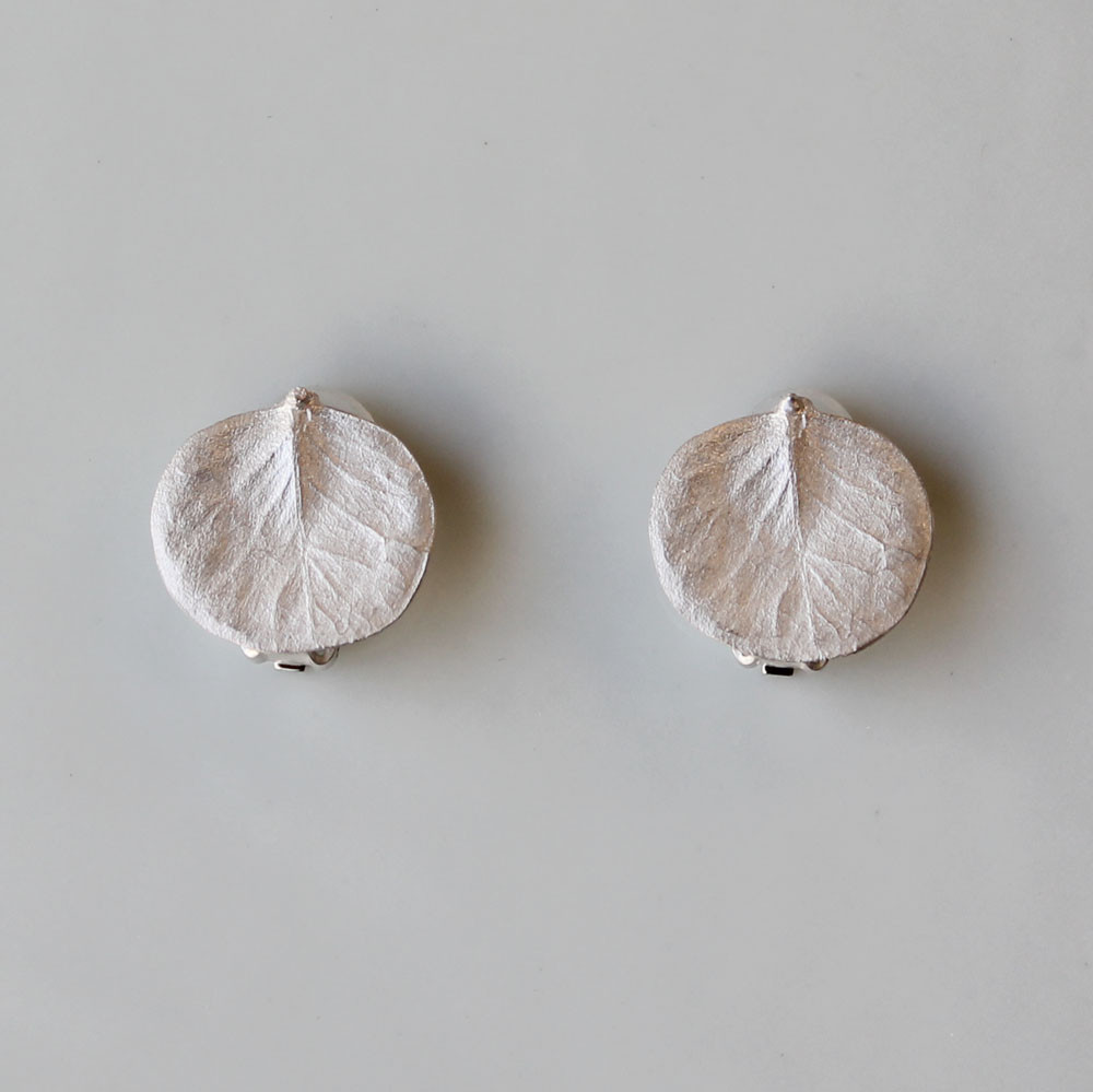 ユーカリのイヤリング