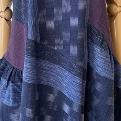 手織り綿で仕立てたギザギザ裾のワンピース コットン100% フリーサイズ ブルー系 11枚目の画像