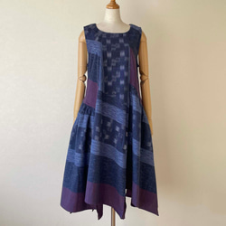 手織り綿で仕立てたギザギザ裾のワンピース コットン100% フリーサイズ ブルー系 2枚目の画像